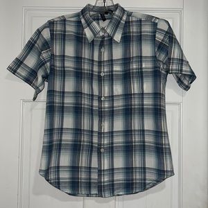 Jack brand size medium bottom up short sleeve shirt